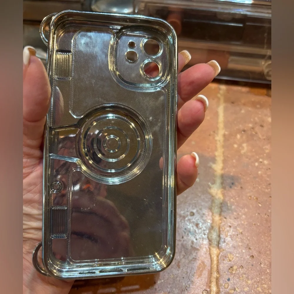 iPhone 12 old fashioned camera case